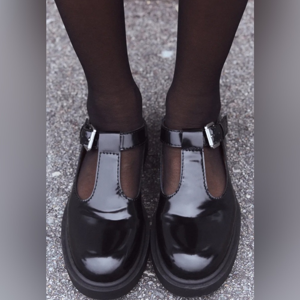 Zara Flat Shoes